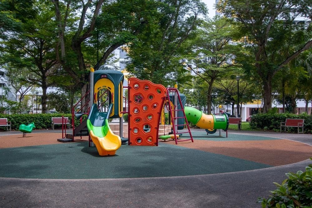 Construcción de parques infantiles para colegios y guarderías