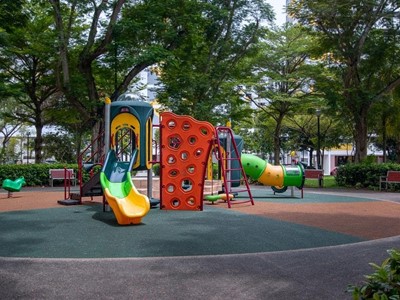 Construcción de parques infantiles para colegios y guarderías